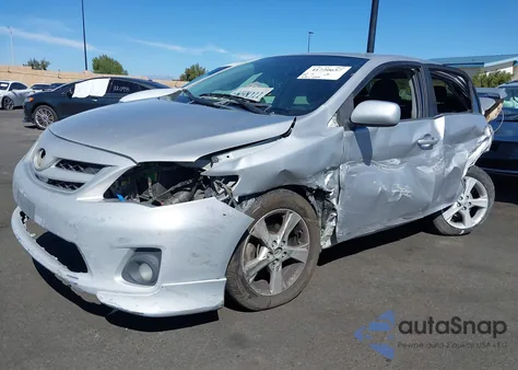 2012 Toyota Corolla S z USA, uszkodzony, nr VIN 2T1BU4EE9CC841673